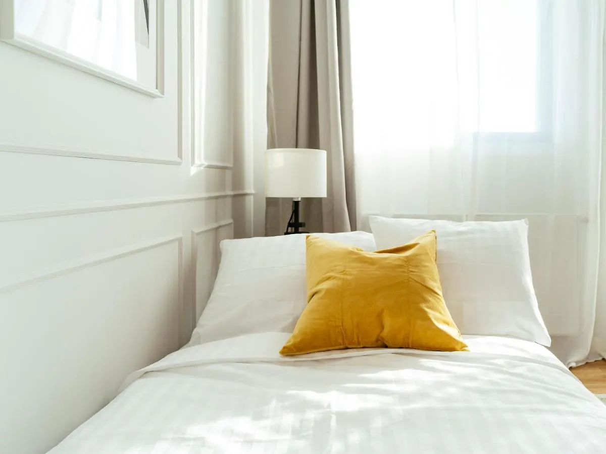 Bright 2Br Flat - Palace Hall - Charming Balcony Bukareszt