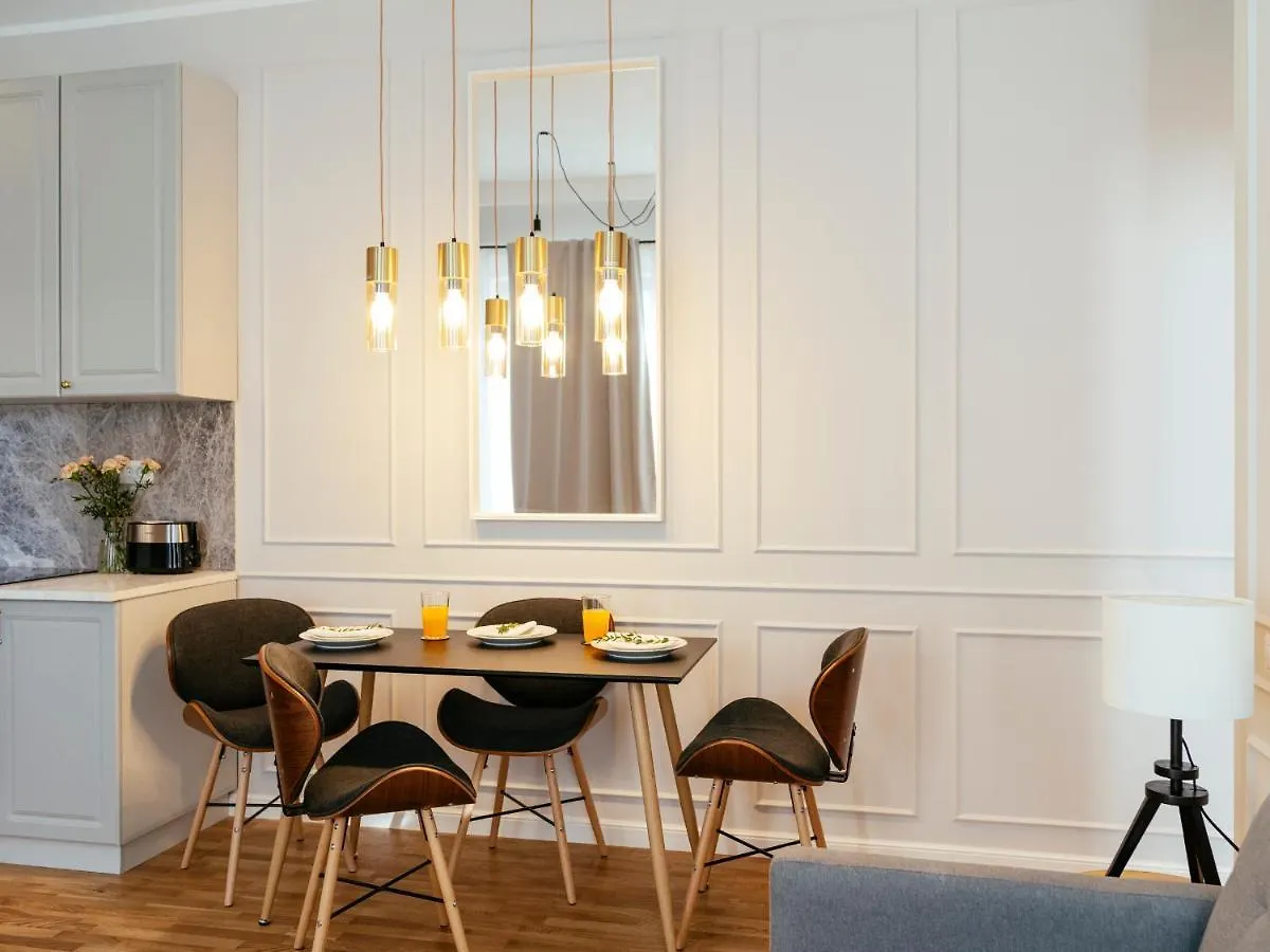 Bright 2Br Flat - Palace Hall - Charming Balcony Bukareszt Apartament