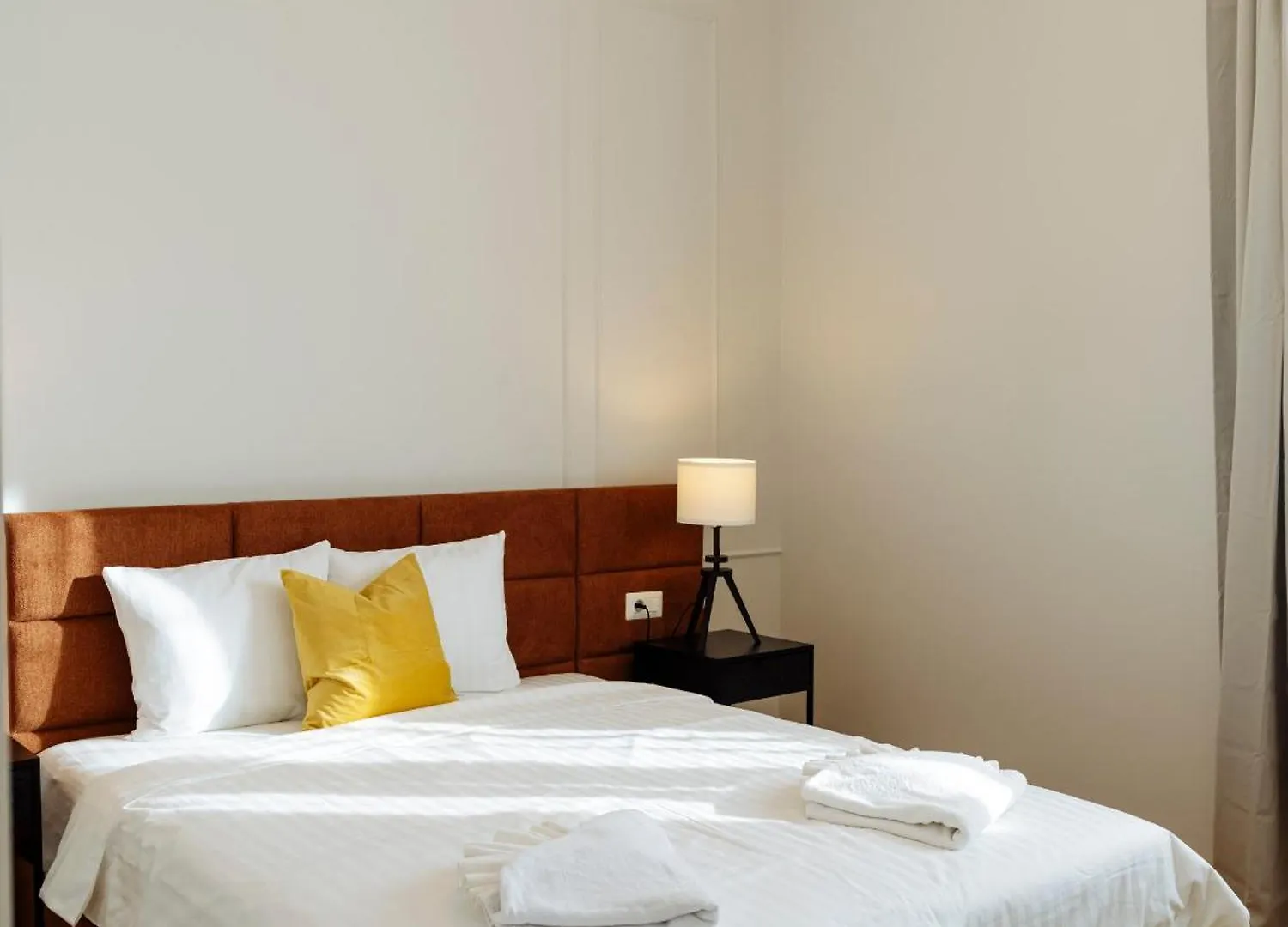 Bright 2Br Flat - Palace Hall - Charming Balcony Bukareszt 0*,  Rumunia