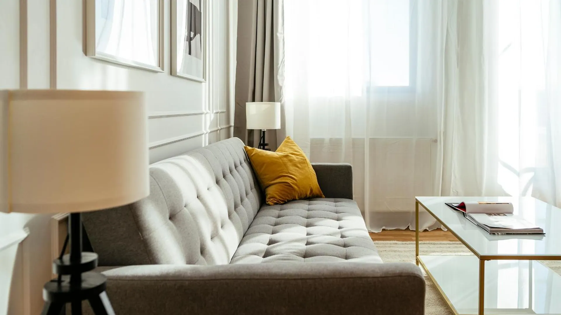 Bright 2Br Flat - Palace Hall - Charming Balcony Bukarest 0*,